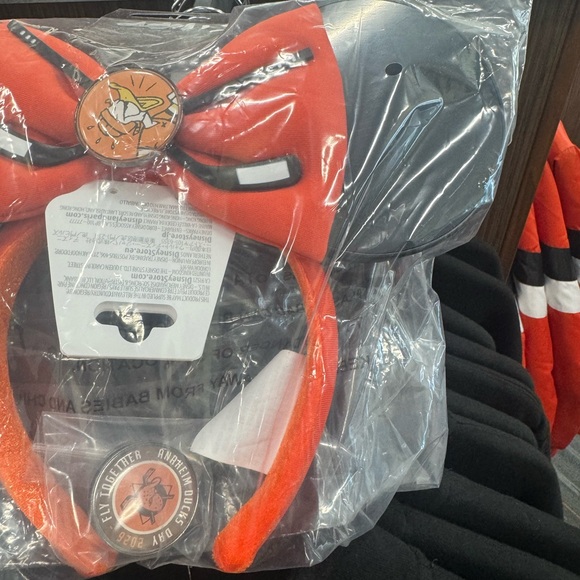 Disney NHL Anaheim Ducks Orange Bow Ear Headband with Character Medallion main image 12